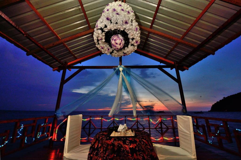 Sari Pacifica Resort & Spa, Lang Tengah Exterior photo